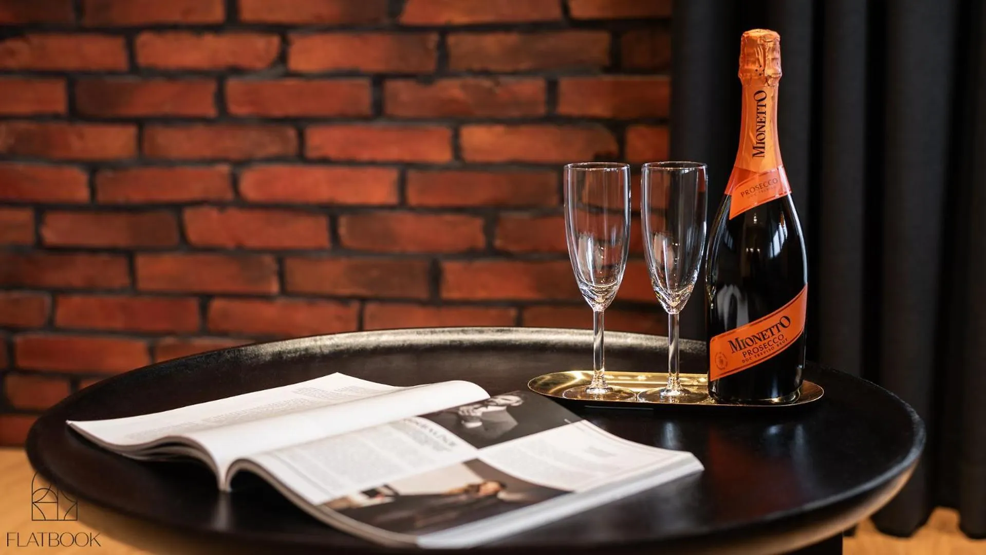 Flatbook Apartments Granaria Prestige Riverside & Parking Gdansk Poland